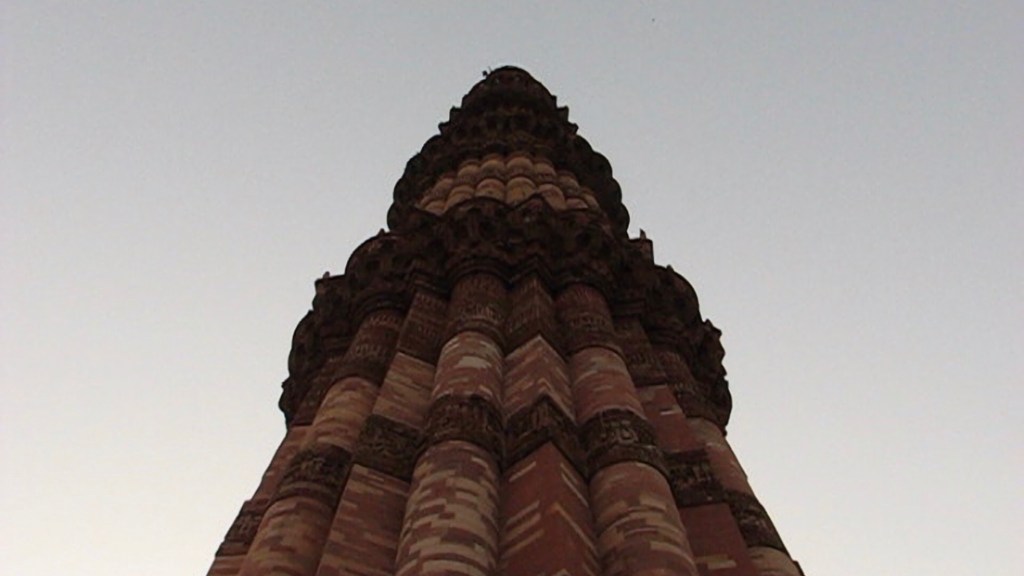 Video of Qtub Minar in Delhi,&nbsp;India