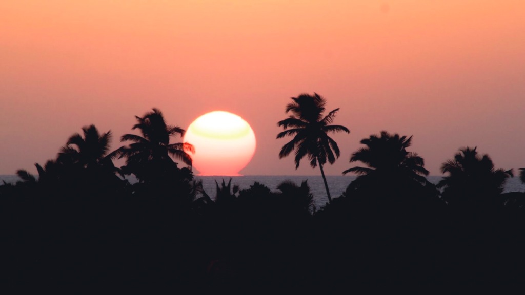 Sunset with in Goa in sea horizon