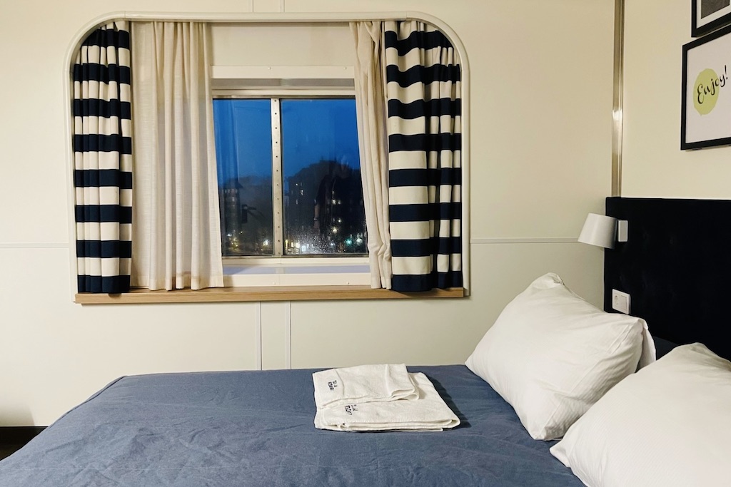 Silja Serenade DeLuxe cabin