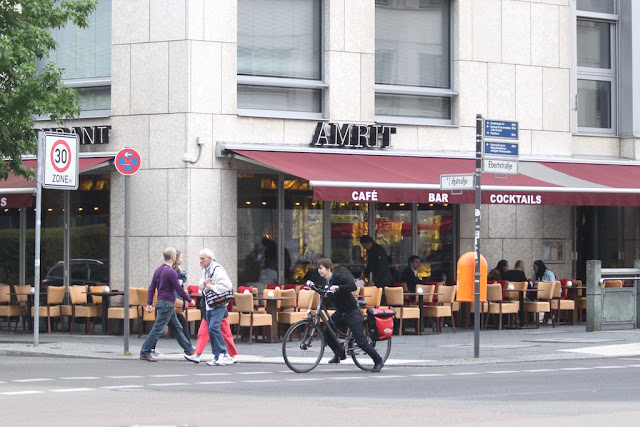 Restaurant and cocktail bar Amrit in Ebertstrasse