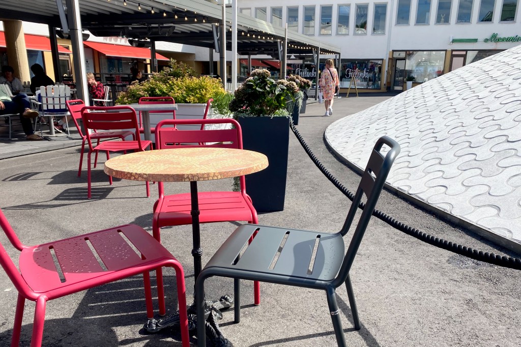 Café Lasipalatsi terrace