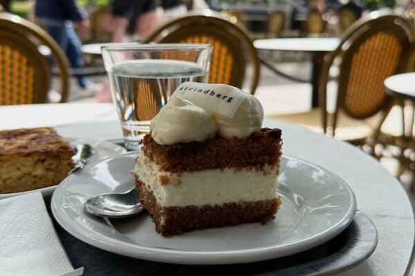 Café Strindberg cake at the terrace