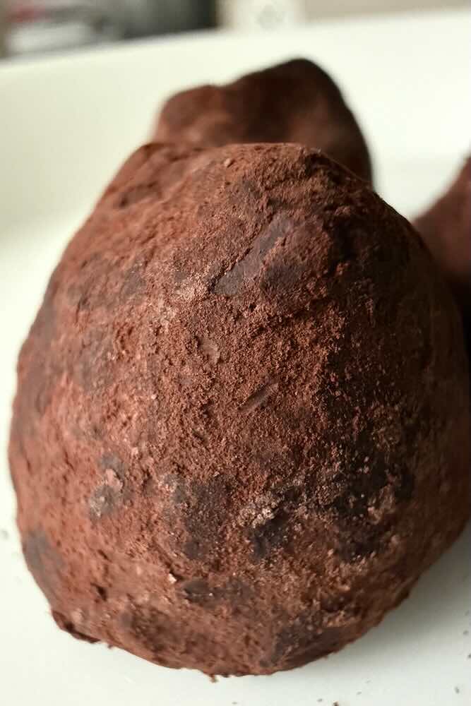 Kanelimamma Choco – Chocolate Truffle with Sea Salt and Toffee Crumbs