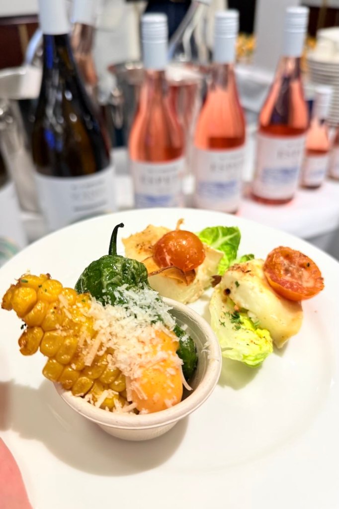 Tastebites with wine in Tallink Silja Line