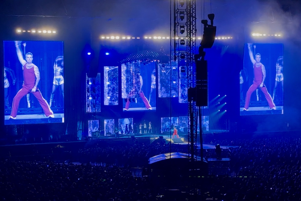 Robbie Williams LIVE in Helsinki, Finland – Concert Highlights and a Sandstorm&nbsp;Surprise